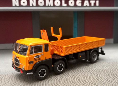Fiat 690 con gru modellino - fiat,